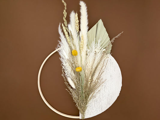 Neutral Dried Flowers Macramé Wreath