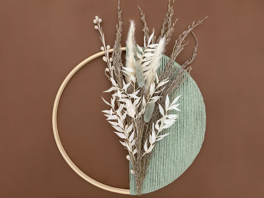 Green & Neutral Dried Flowers Macramé Wreath