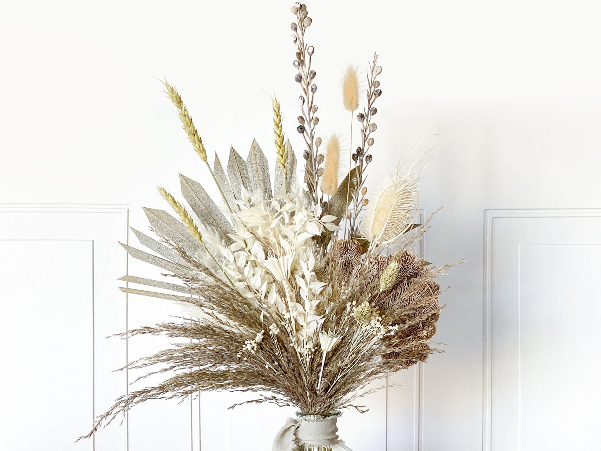 Mushroom & Dried Flower Neutral Bouquet