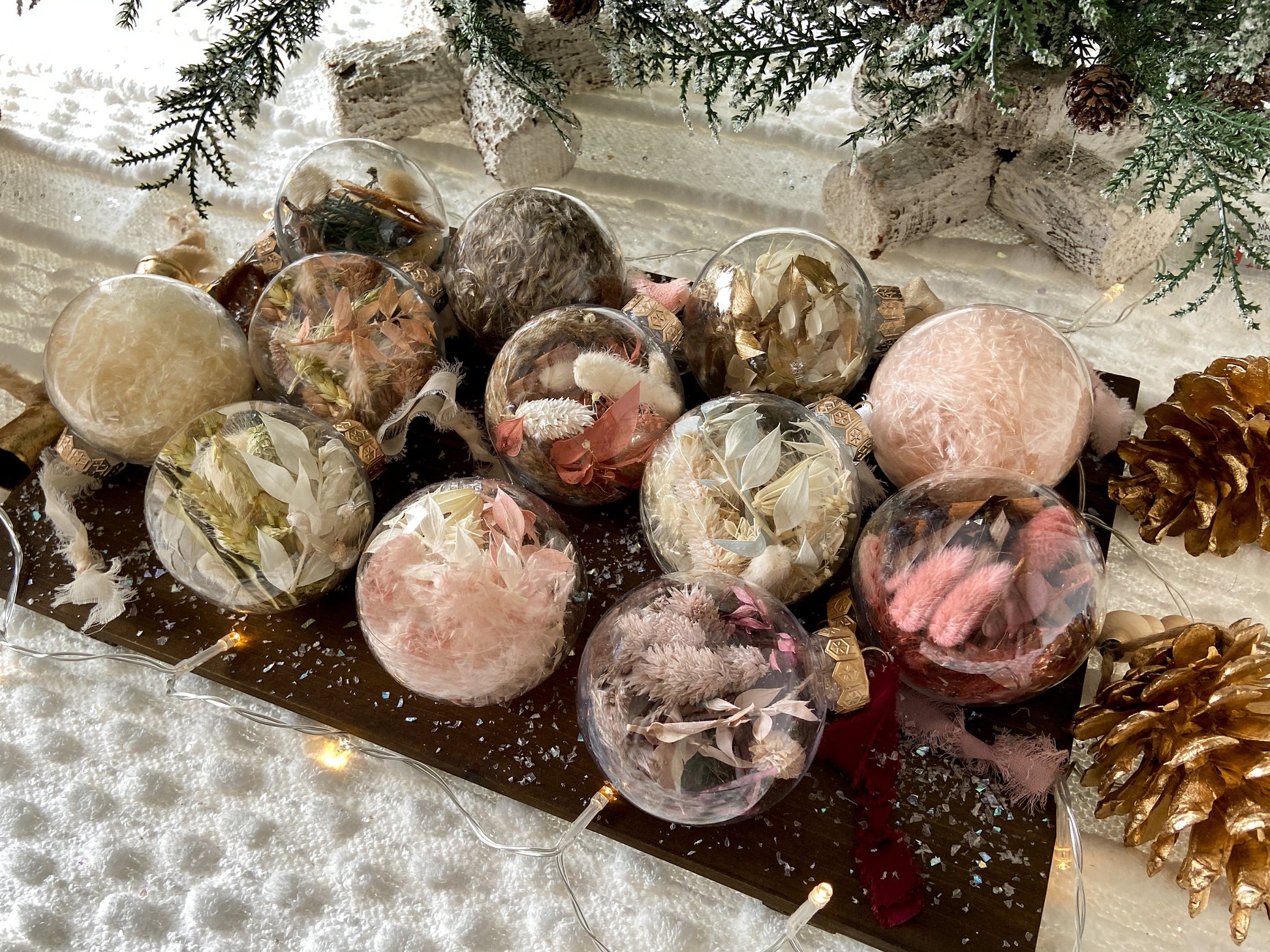 Set Of Dried Flowers Ornaments