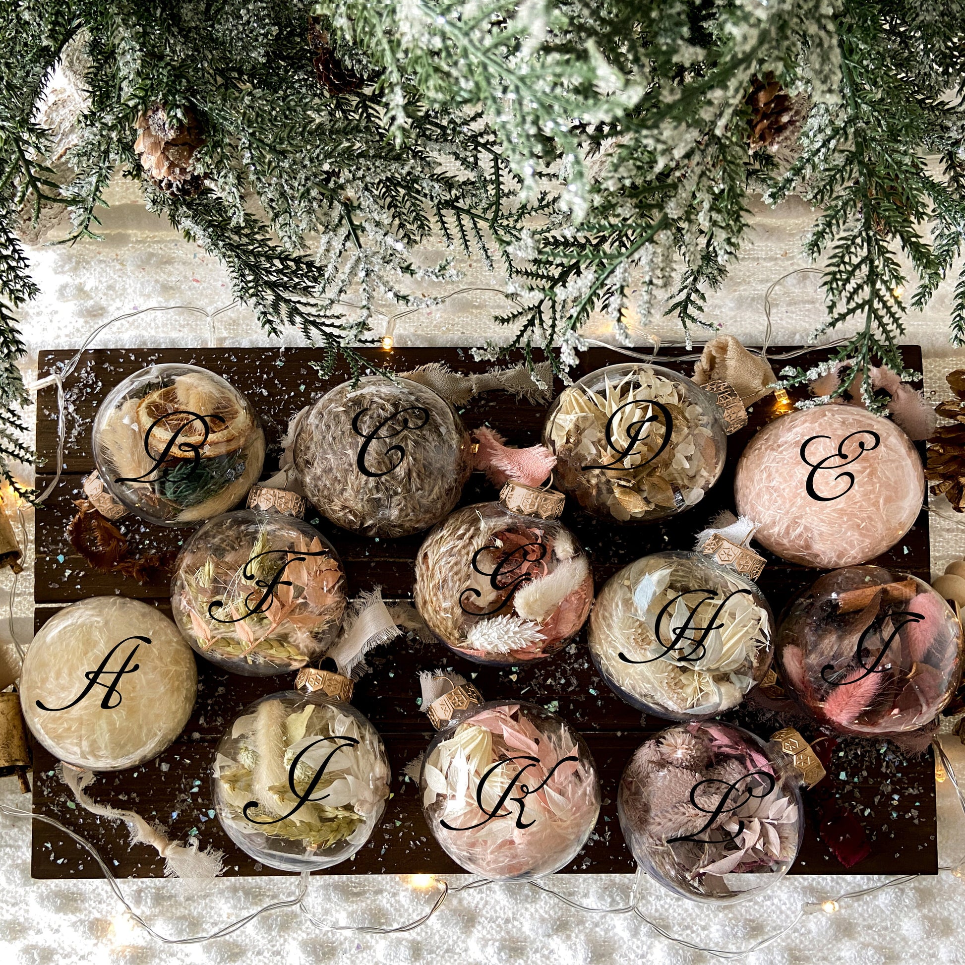 Set Of Dried Flowers Ornaments