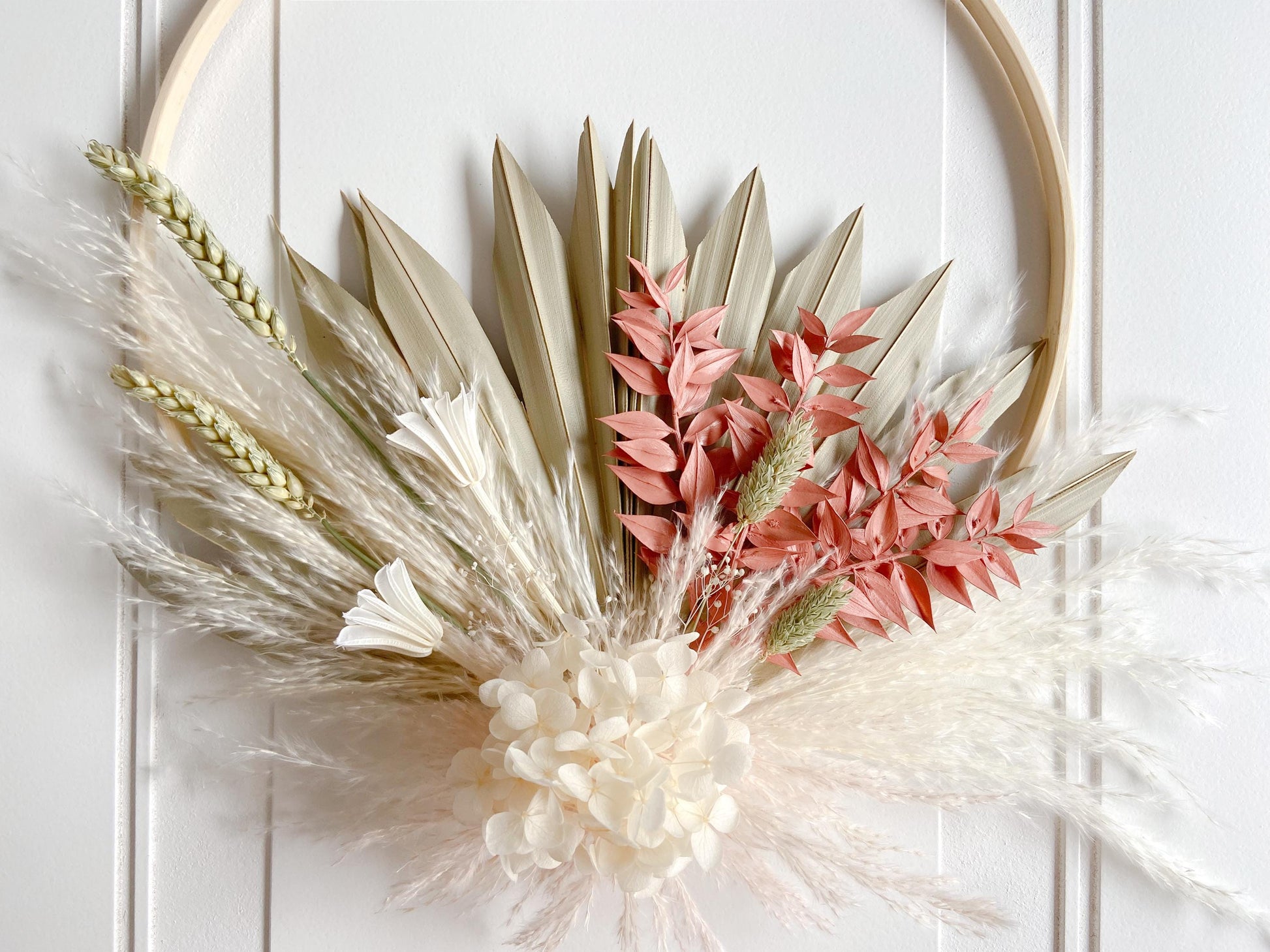 Neutral Dried Flowers Wreath