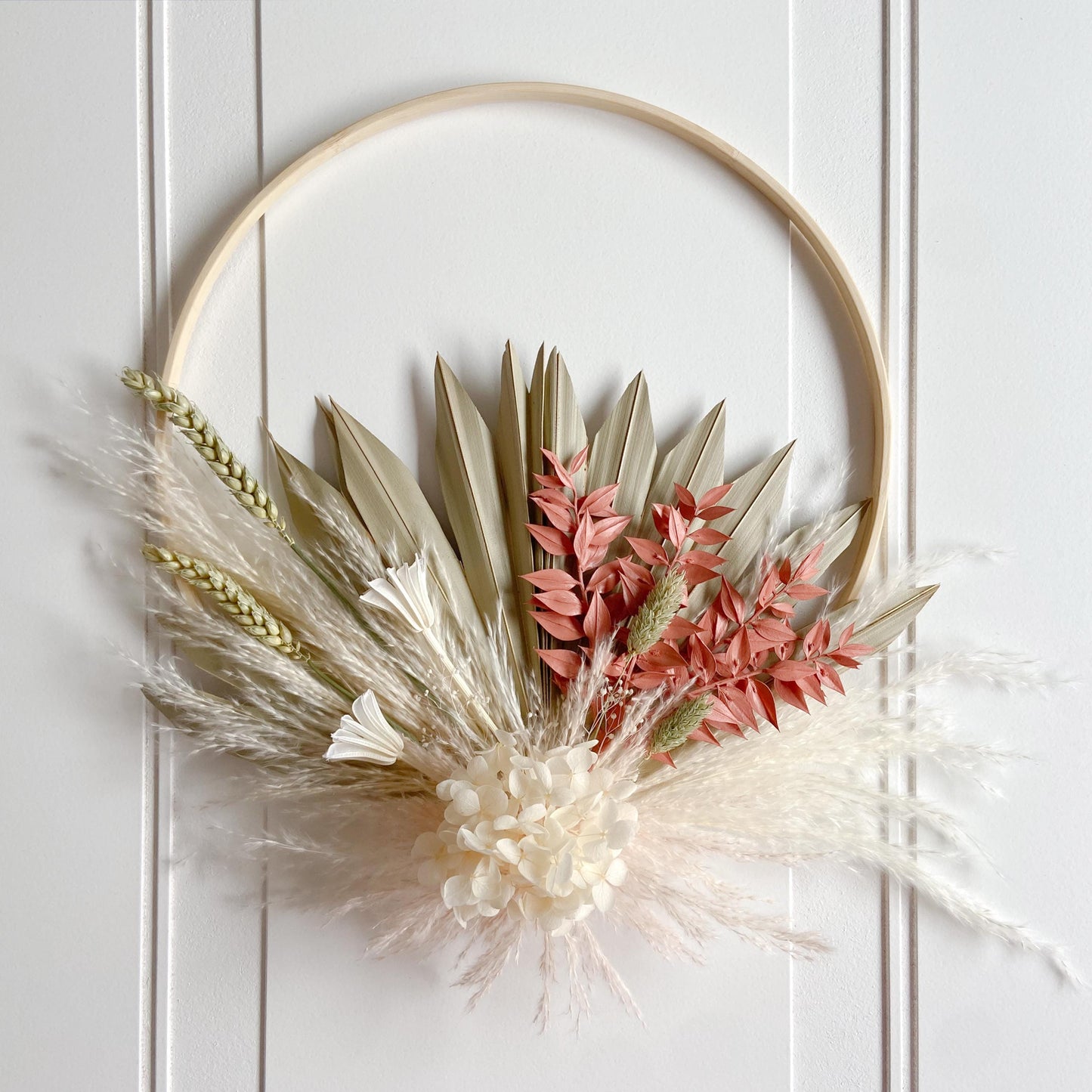 Neutral Dried Flowers Wreath