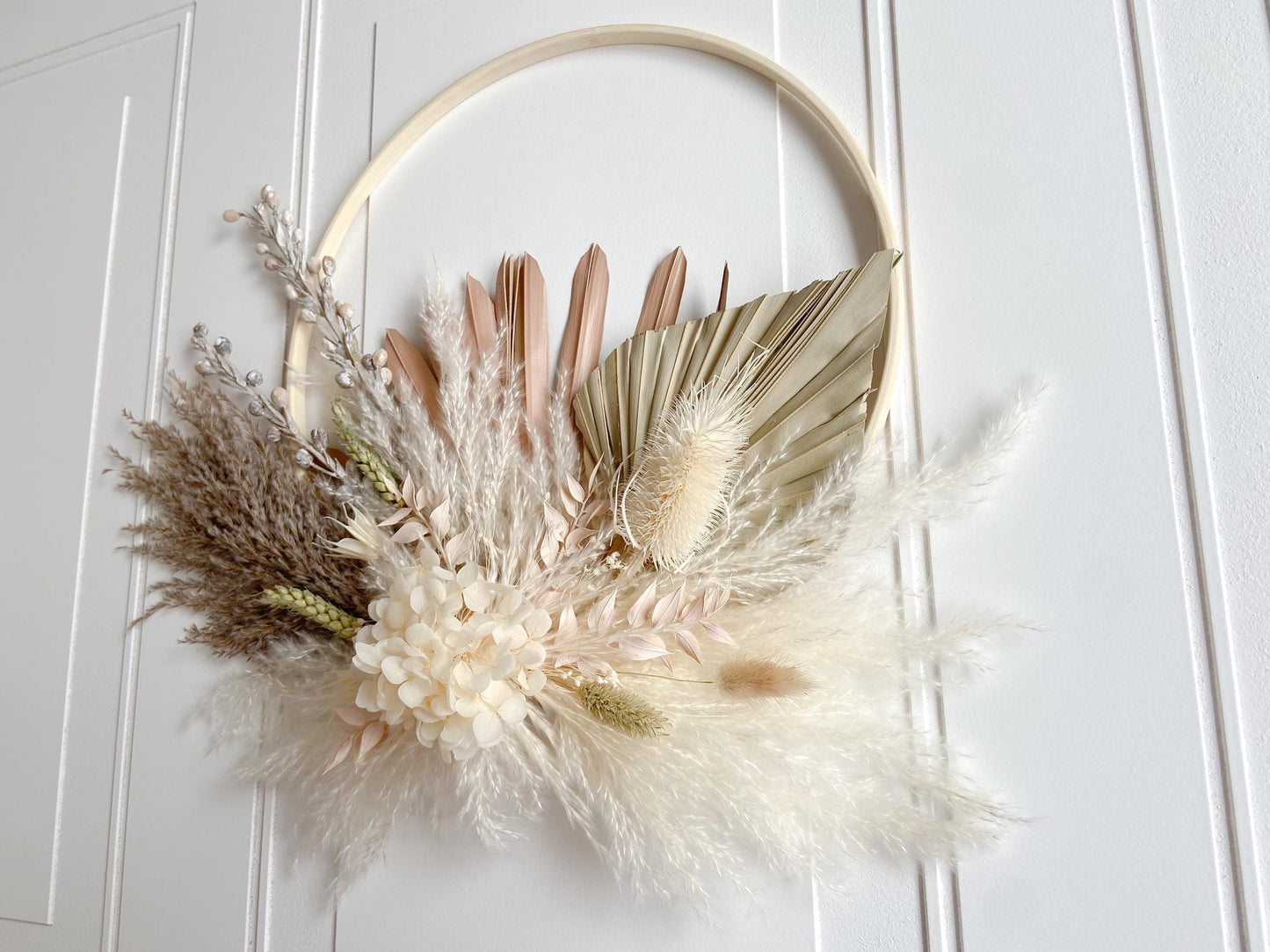 Neutral Dried Flowers Wreath