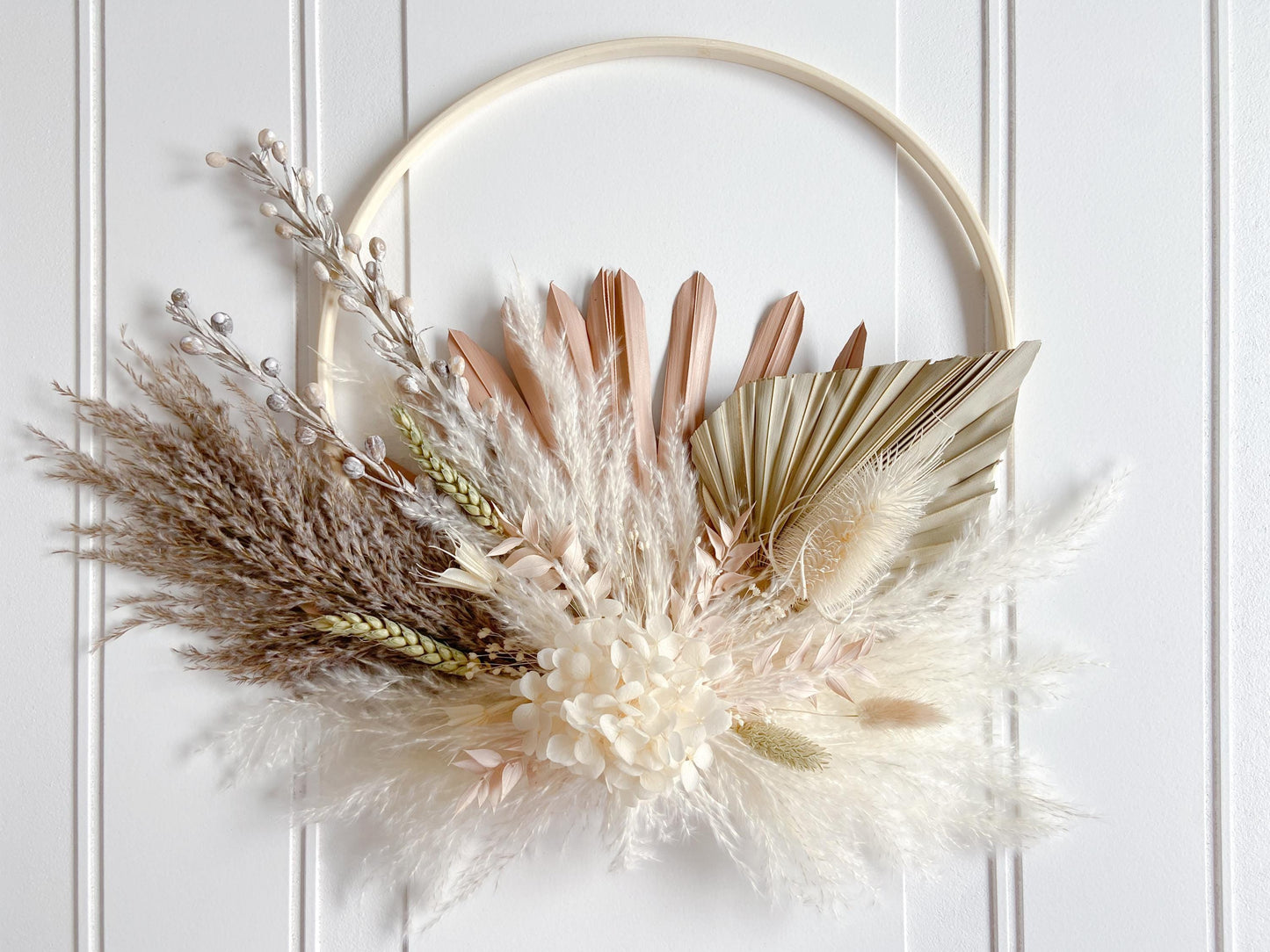 Neutral Dried Flowers Wreath