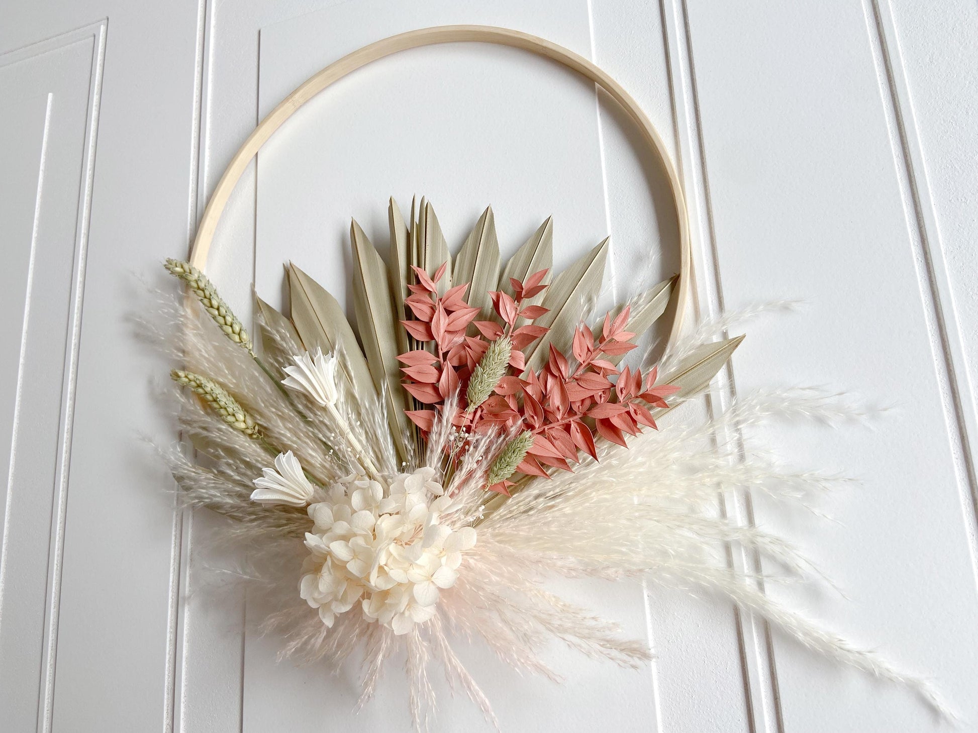 Neutral Dried Flowers Wreath